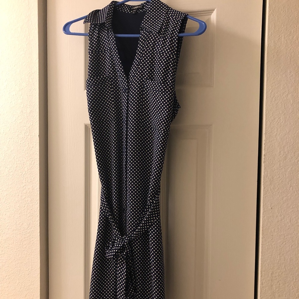 Women’s Sleeveless Dress